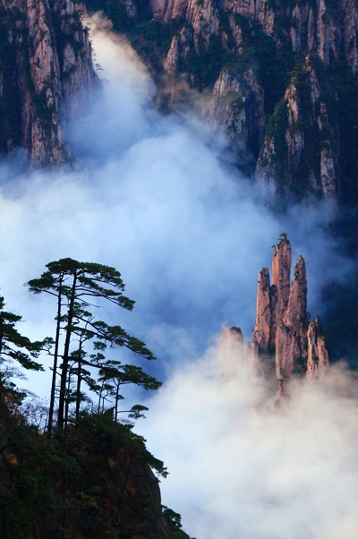 探寻最美峡谷 扑捉梦幻风情(图)
